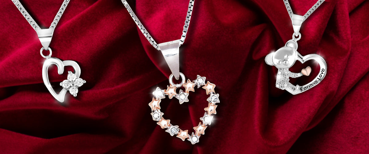 Trendy & Modern Necklace Designs in 2023