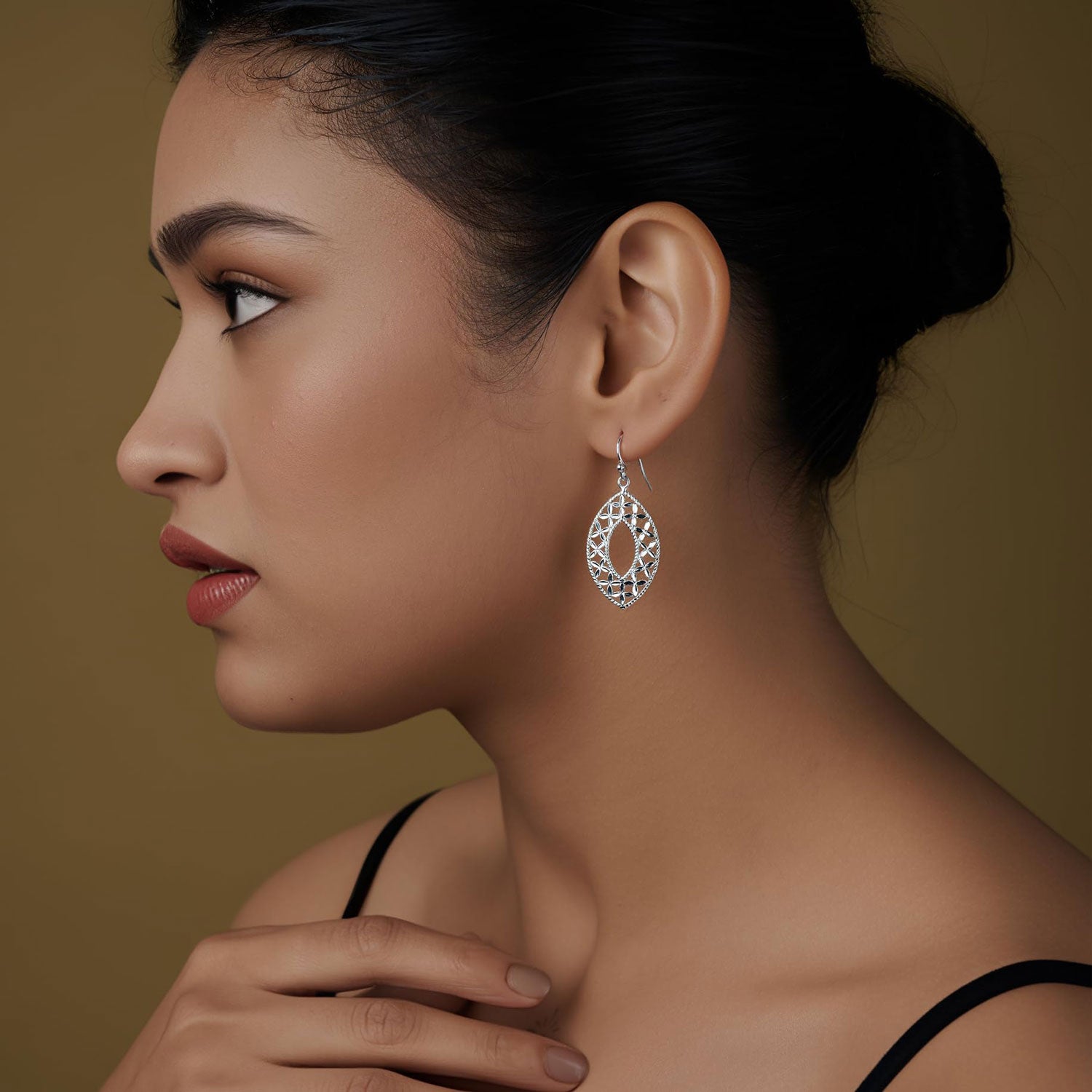 925 Sterling Silver Diamond-Cut Floral Intricate Filigree Design Oval Drop Dangle Earrings for Women