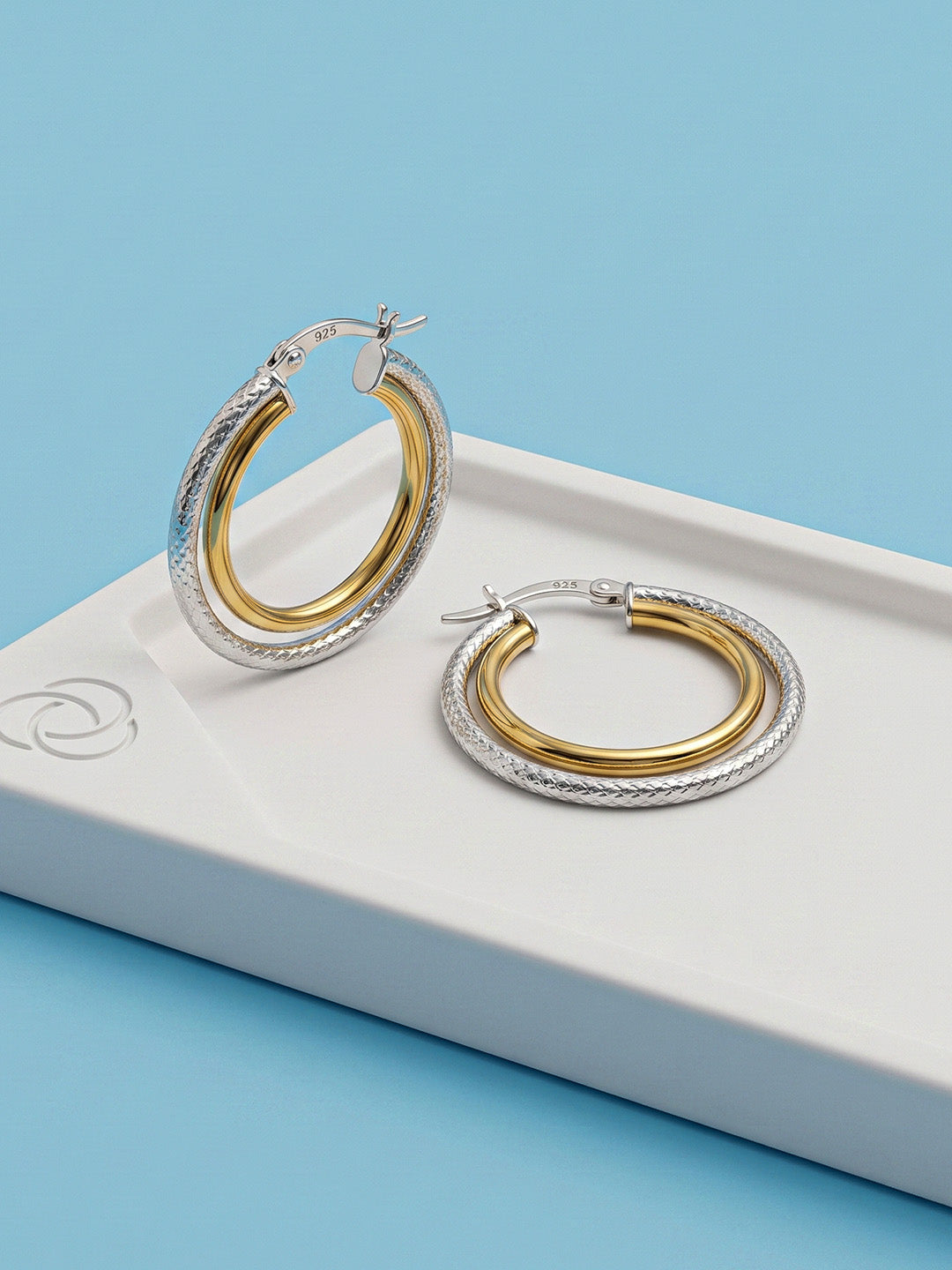 Dual Aura Hoops