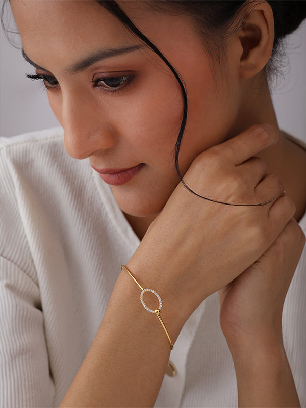 Golden Aurelia CZ Circle Bangle
