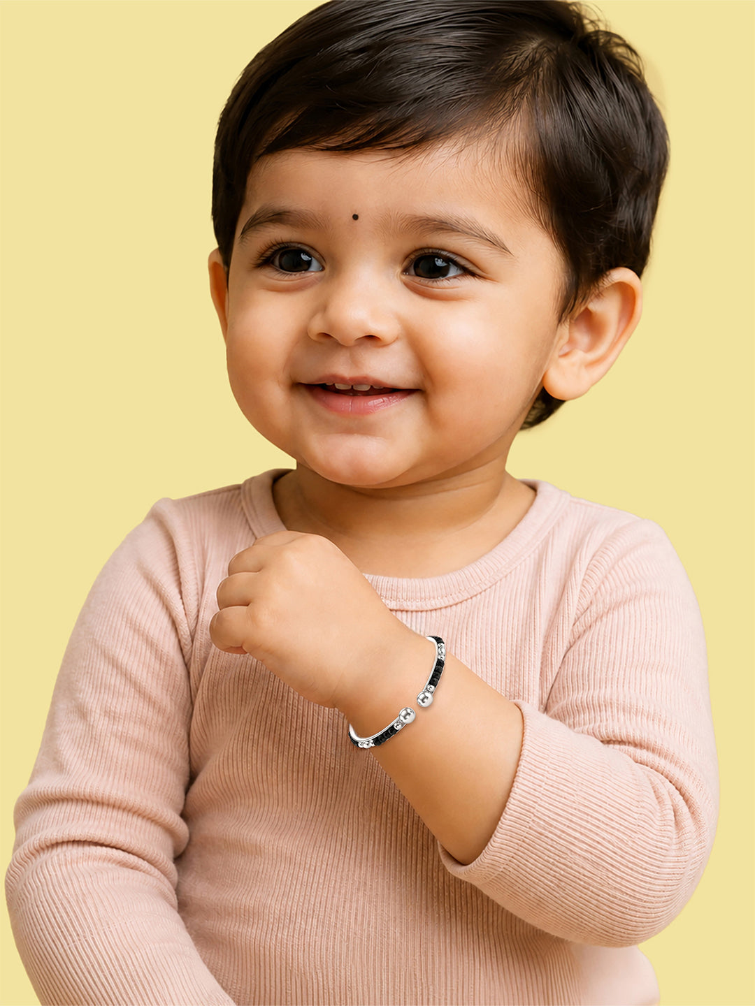 Black Crystal Openable Nazariya Kids Bangle, 1 Pair