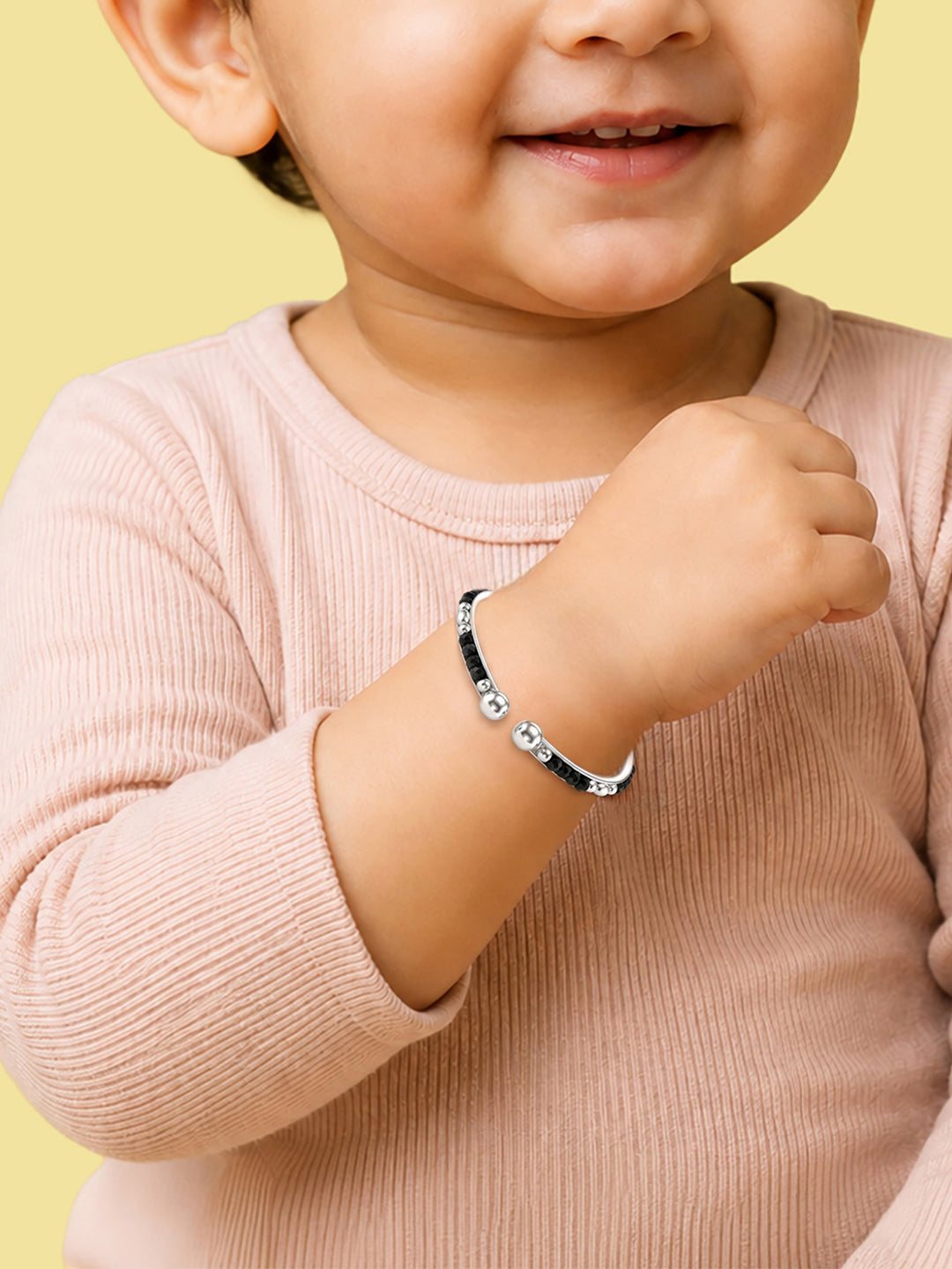 Black Crystal Openable Nazariya Kids Bangle, 1 Pair