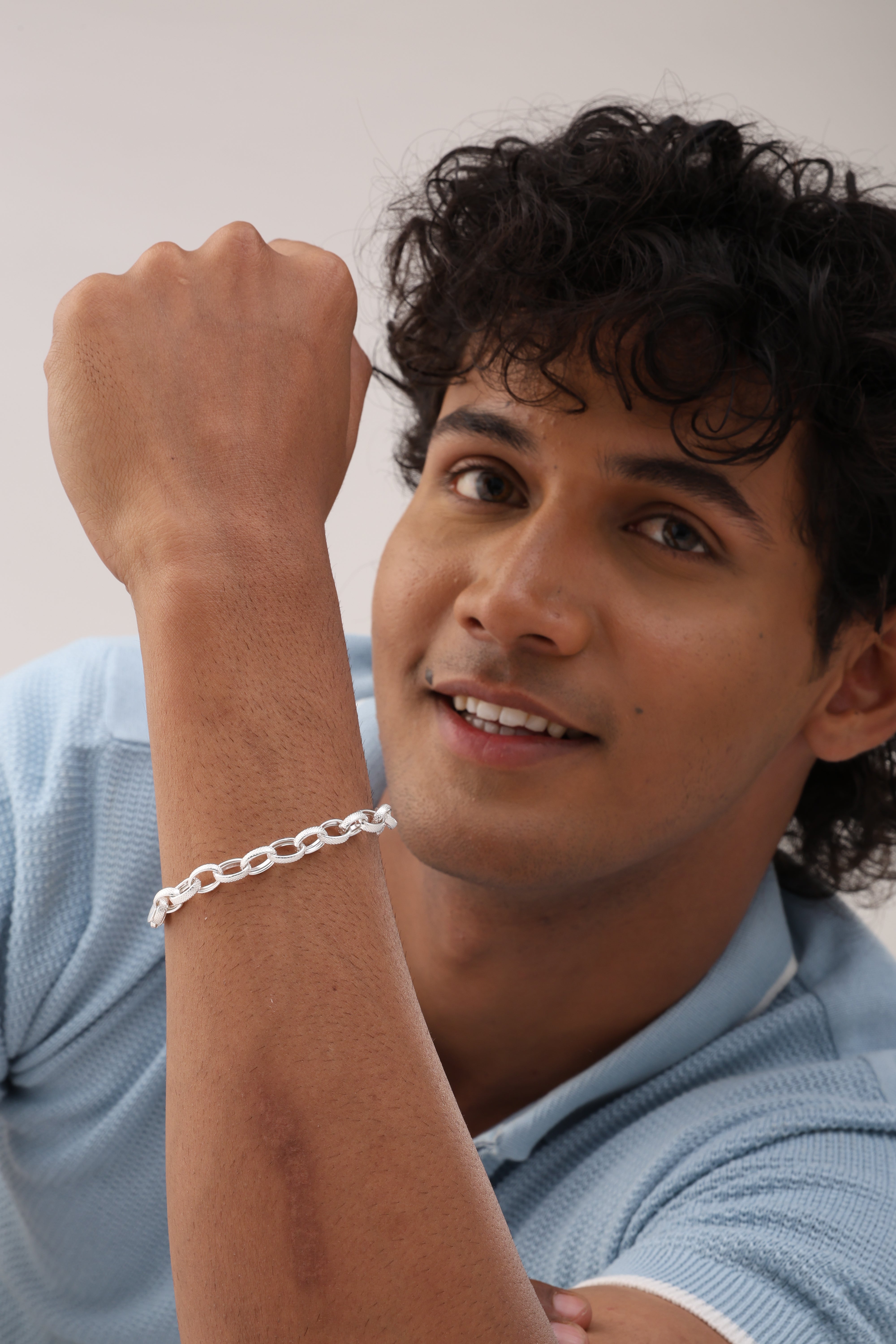 Classy Hollow Chain Bracelet