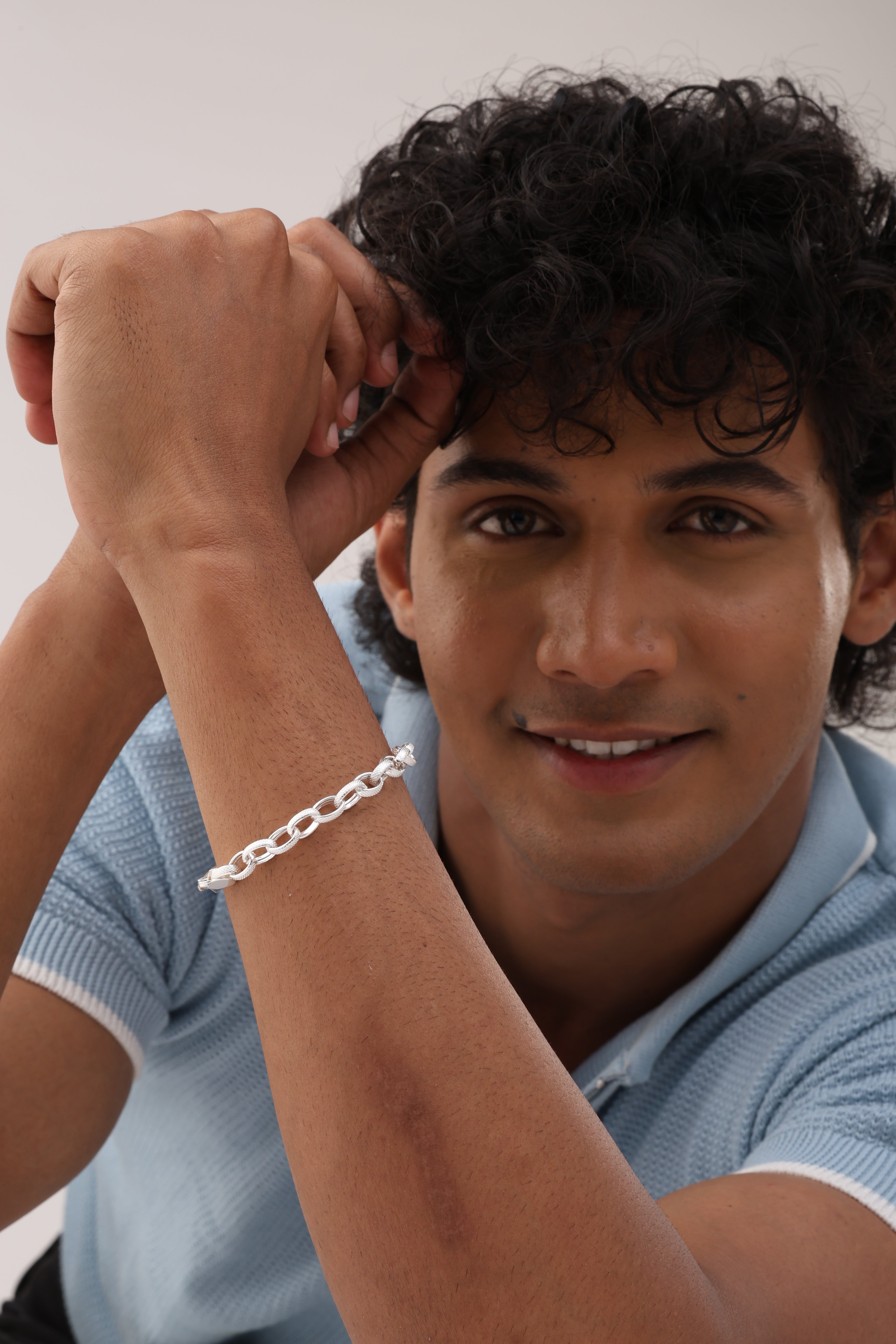 Classy Hollow Chain Bracelet