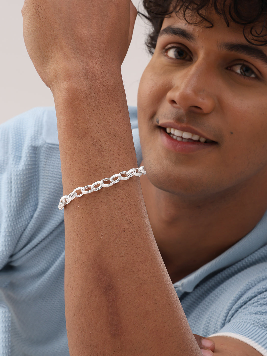 Classy Hollow Chain Bracelet