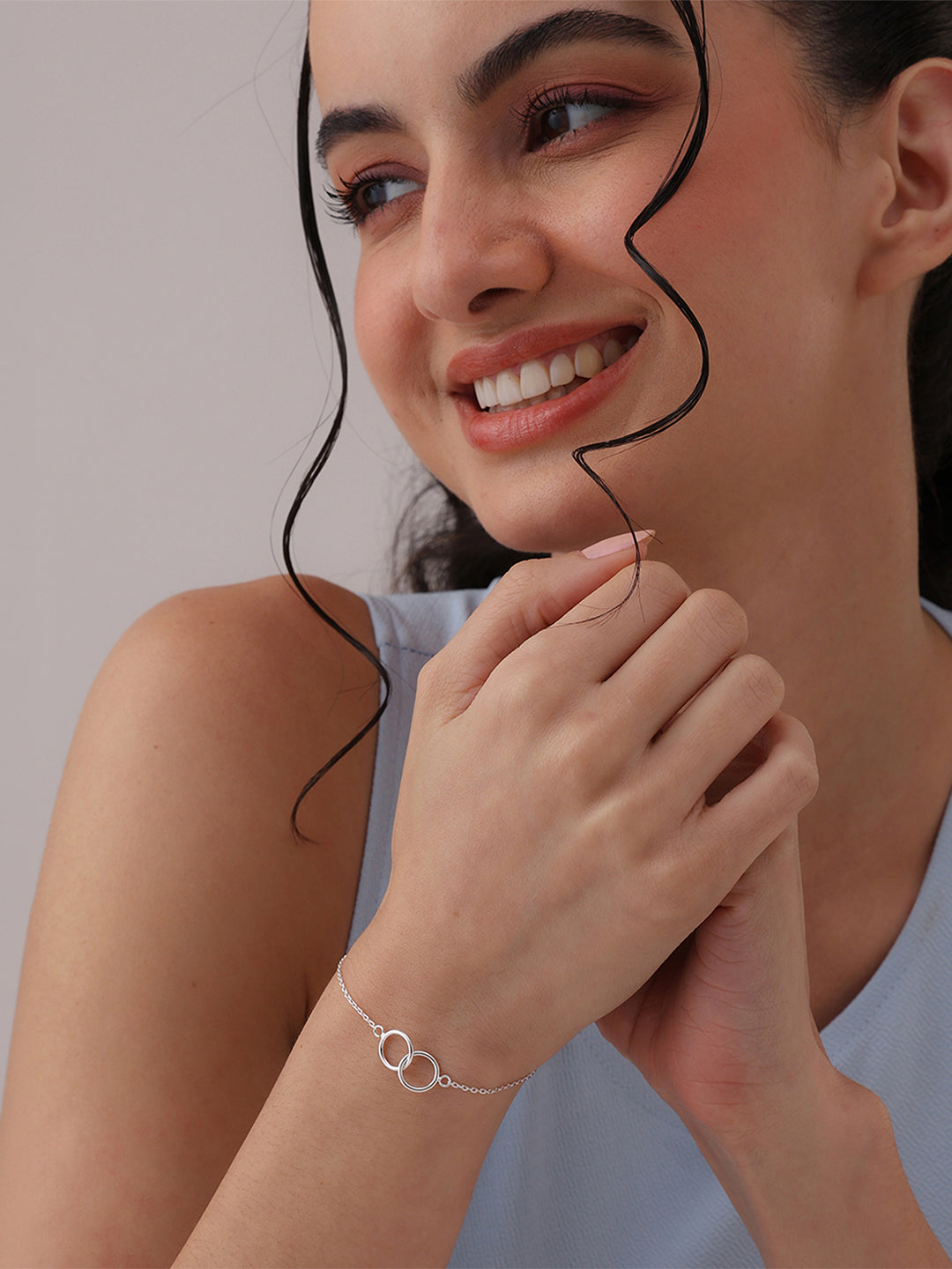 Silver Serene Interlock Bracelet