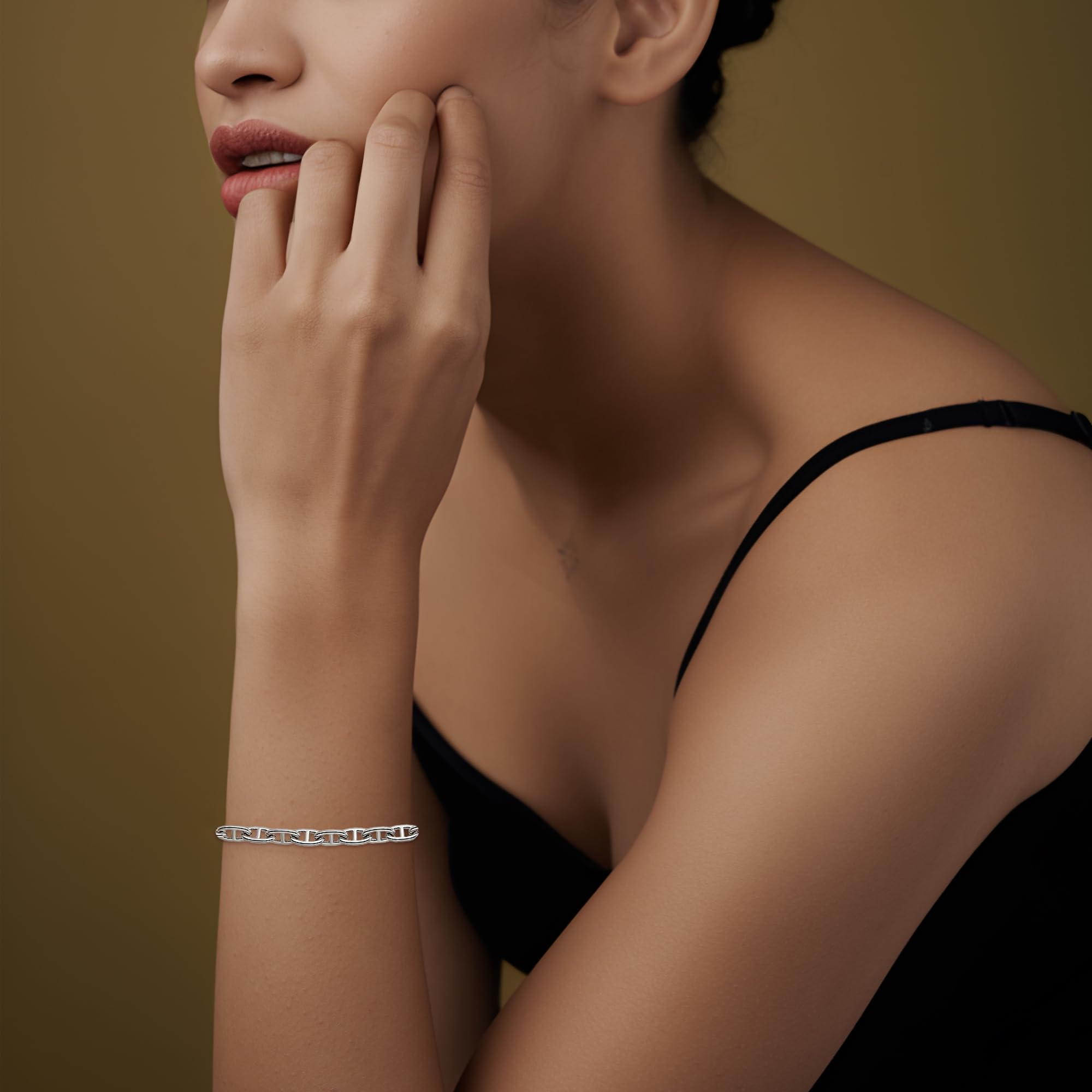 Women Rhodium Chain Bracelet