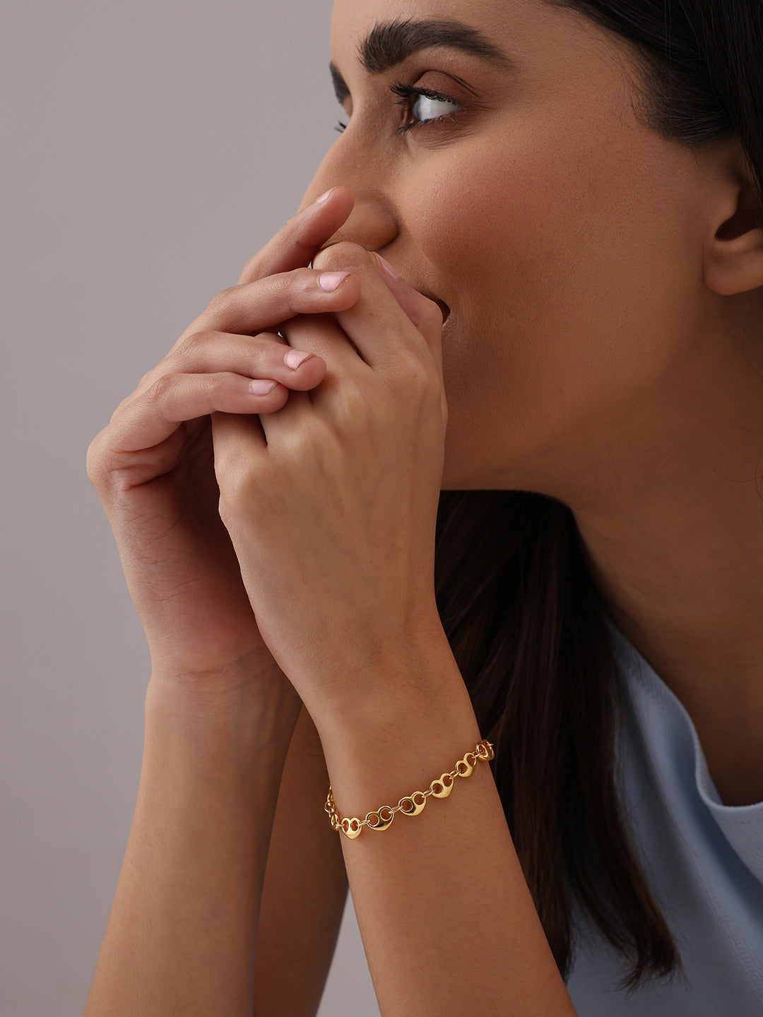 Golden Amoura Link Heart Bracelet