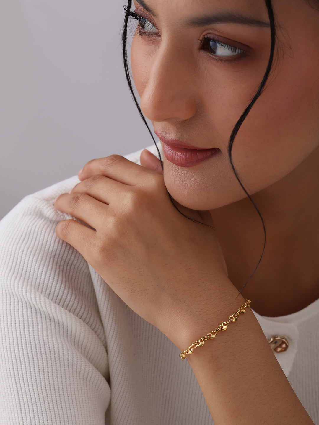 Golden Amoura Puffed Heart Bracelet
