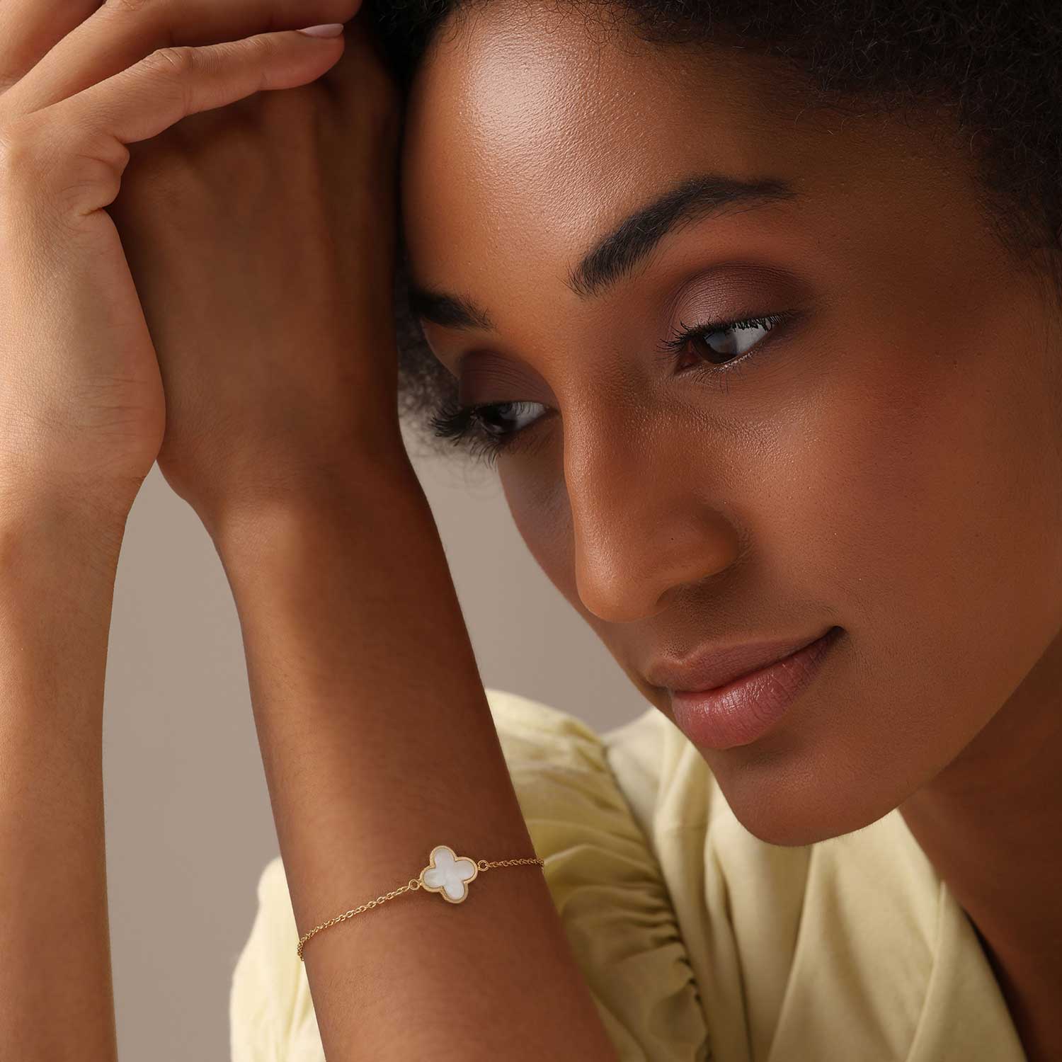 925 Sterling Silver 18K Gold-Plated Mother of Pearl Flower Clover Bracelet for Women Teen