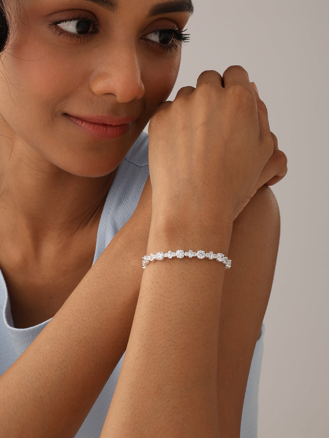 Fina Slider Women's Chain Bracelet