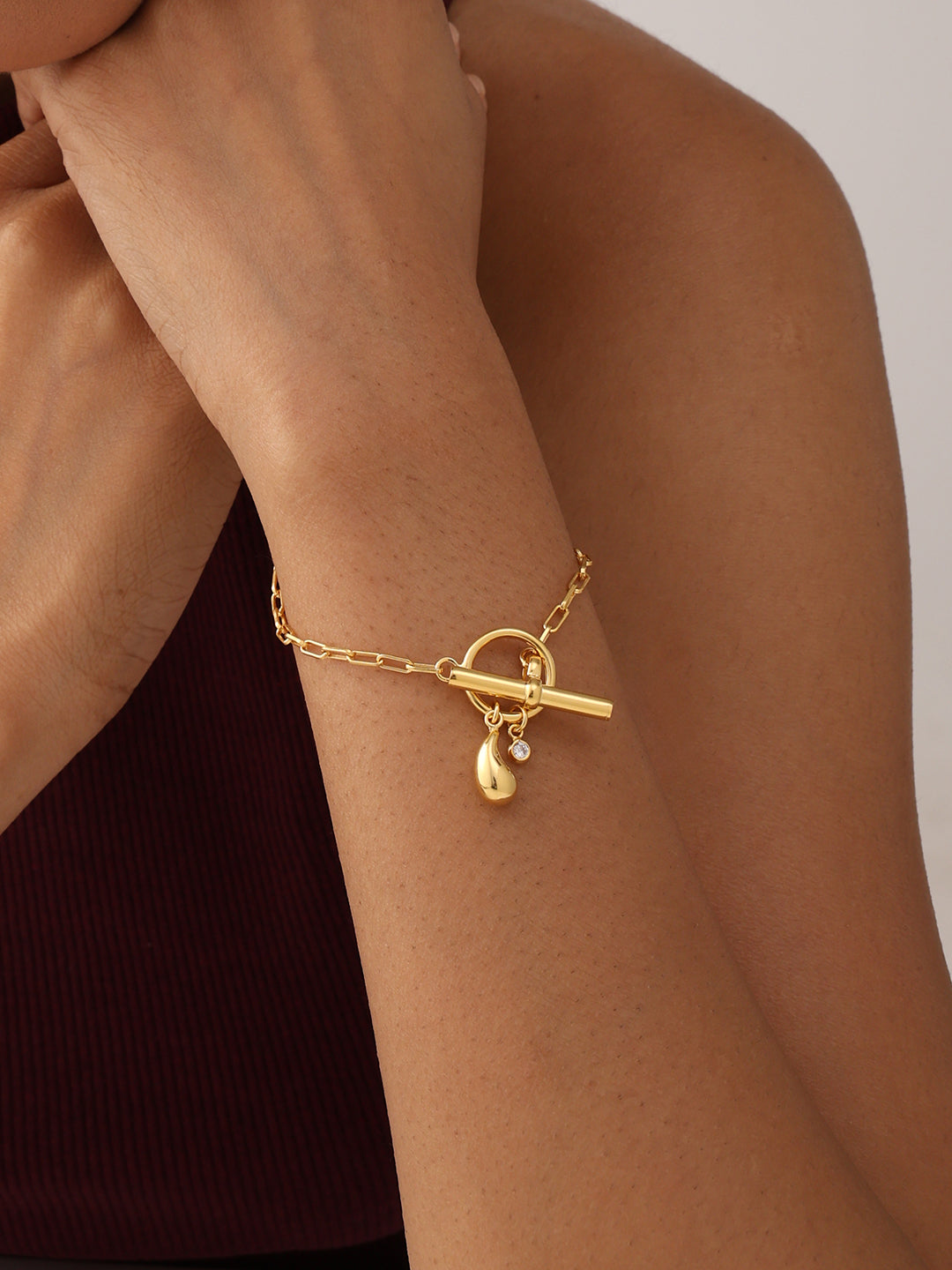 Toggle Charm Bracelet in Gold