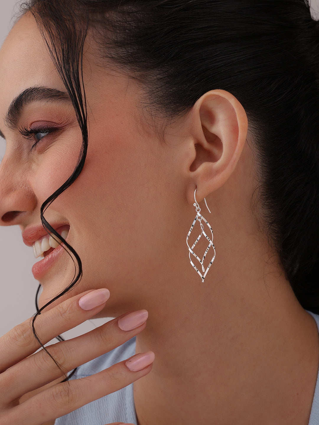 Classic Linear Loop Earrings