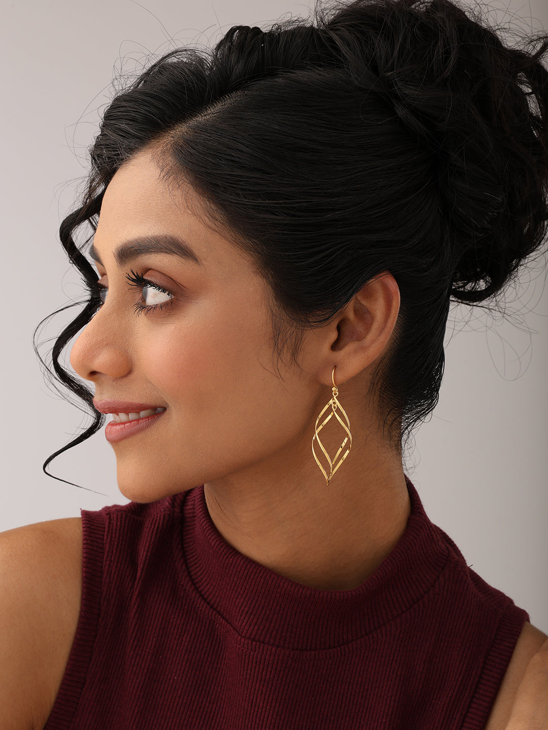925 Sterling Silver Jewellery | 14K Gold-Plated Twistella Drop Earrings | acpl-ecom.myshopify.com
