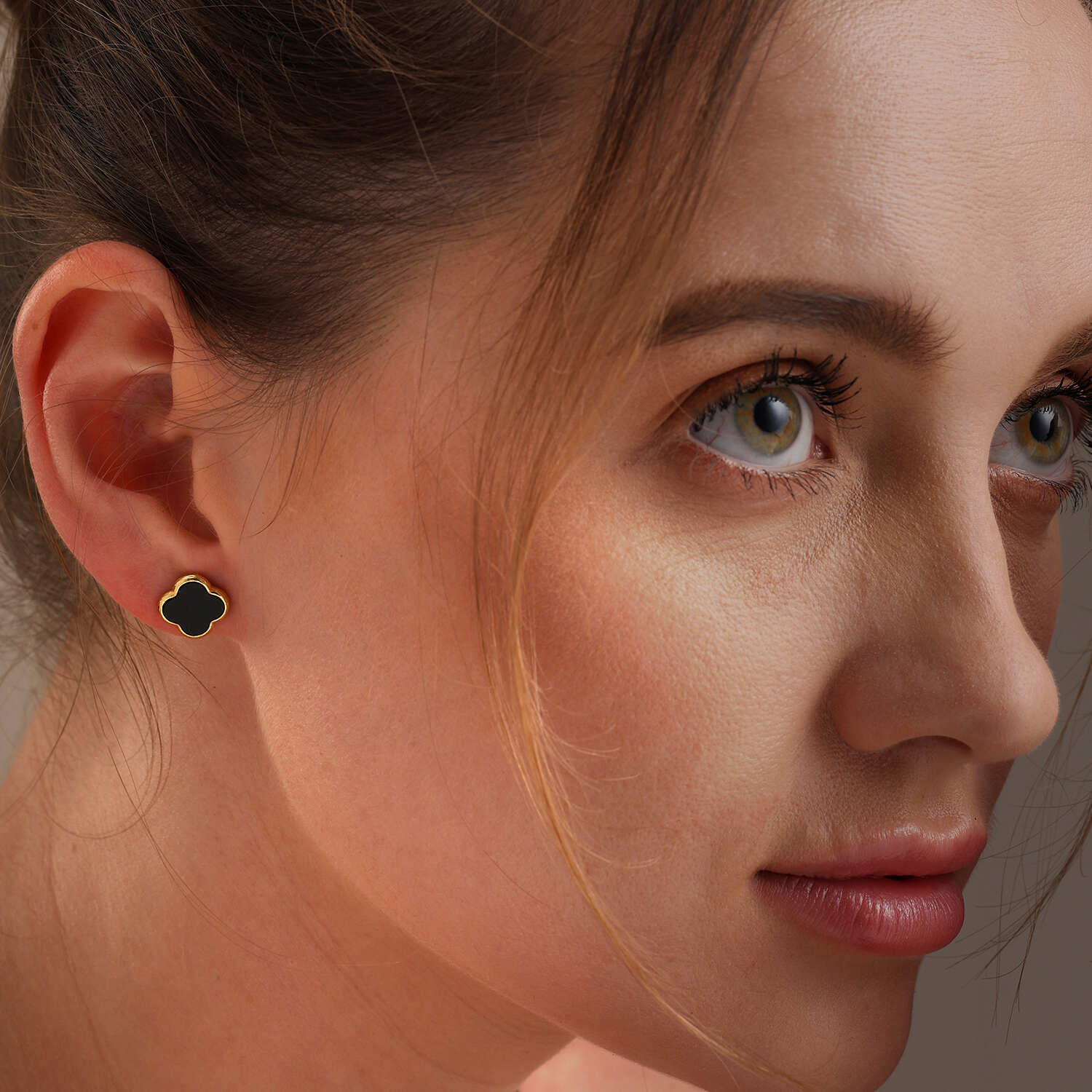 925 Sterling Silver 14K Gold-Plated Black Mother of Pearl Clover Stud Earrings for Women