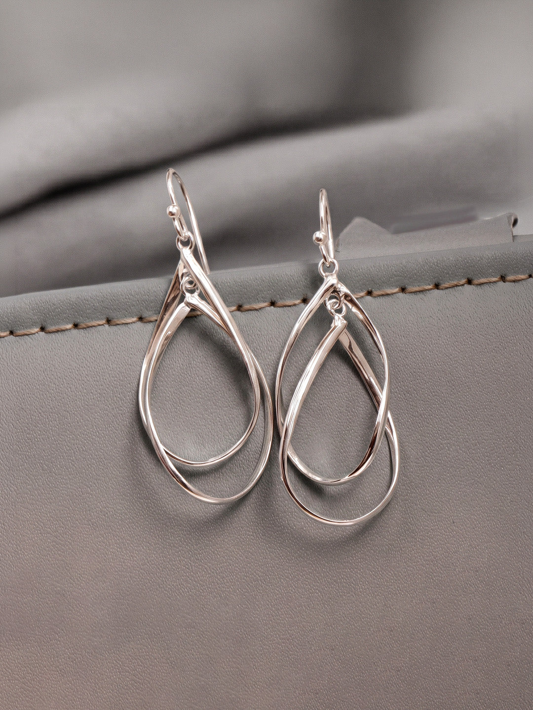 Double Elongated Oval Twist Drop Earrings