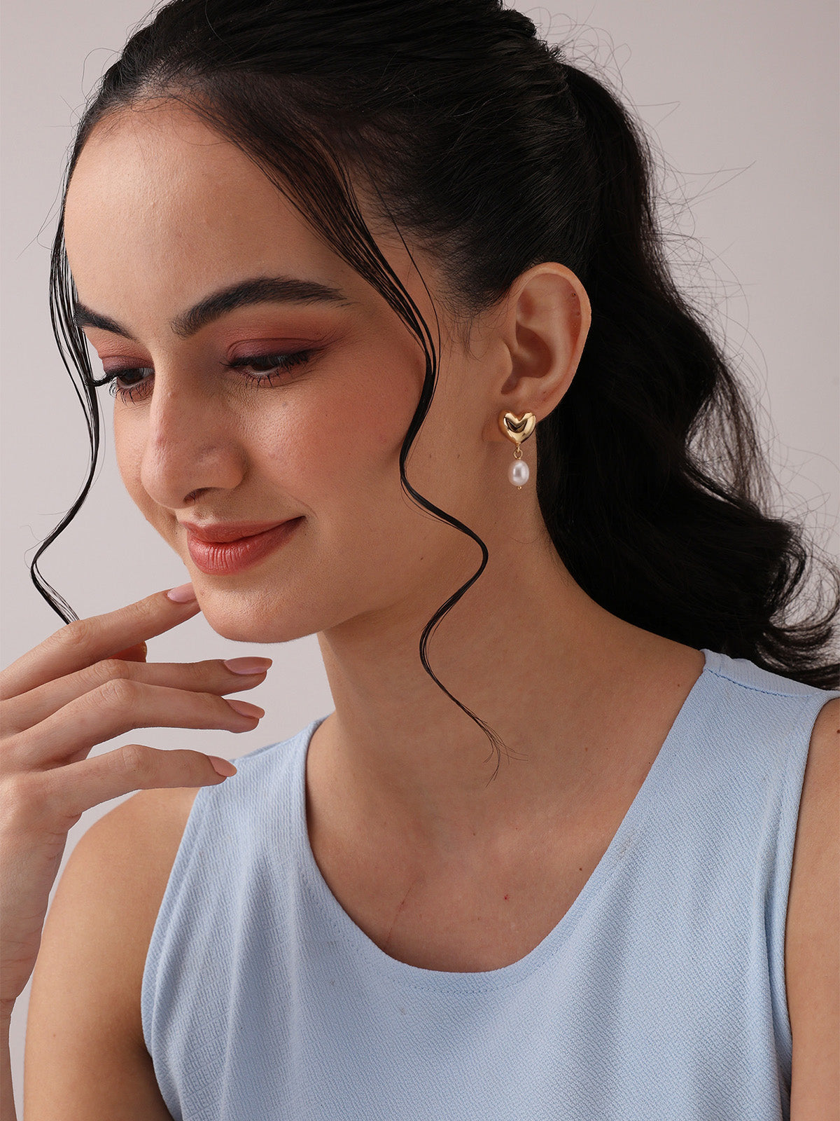 Amora Puff Heart Pearl Women's Drop Earrings