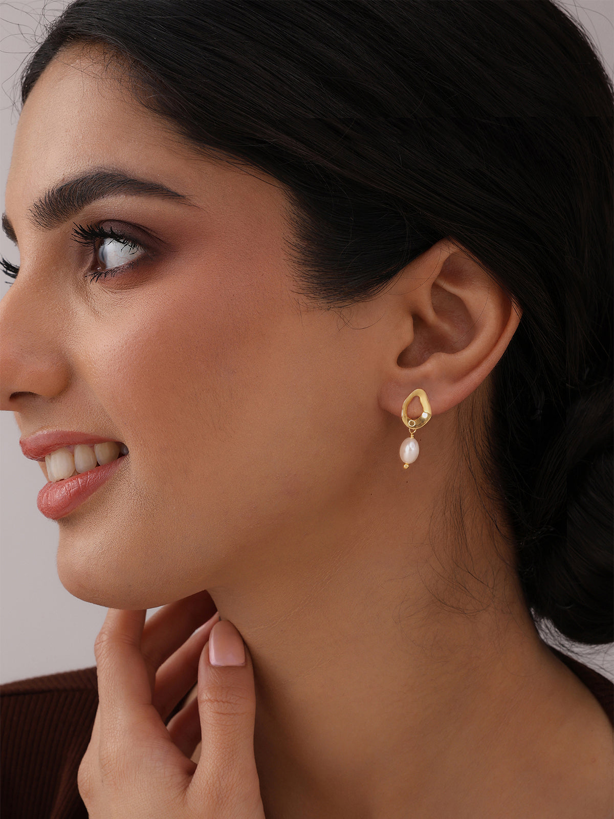 Textured Hoop Pearl Drop Earrings