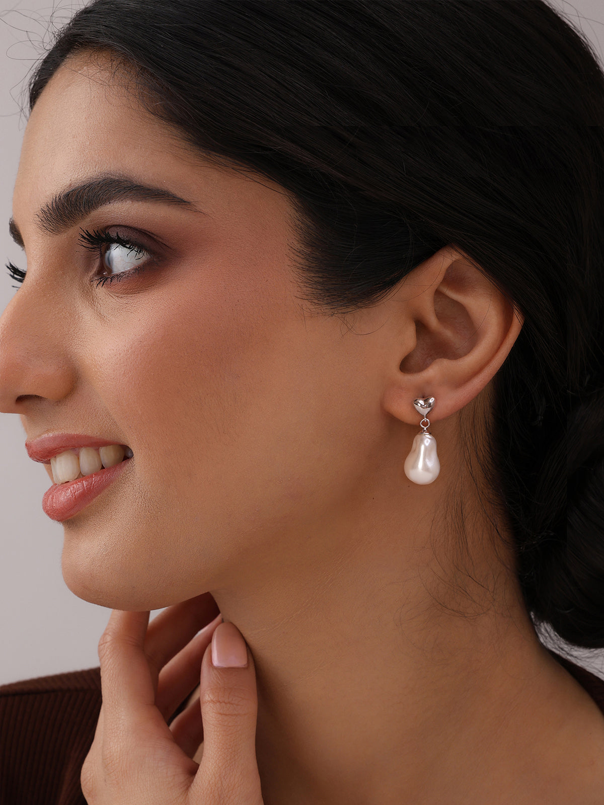 Heart Sculpted Drop Earrings