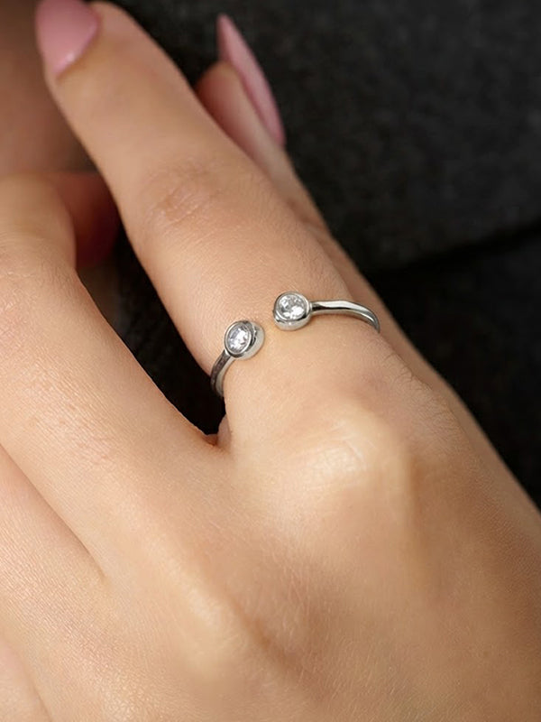 Aarika Zirconia Ring
