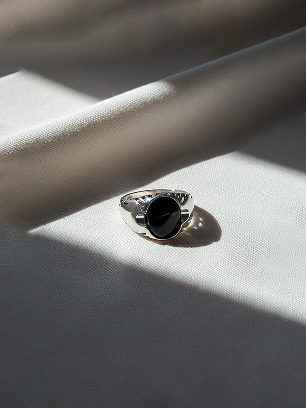 Vintage Round Black Onyx Signet Ring