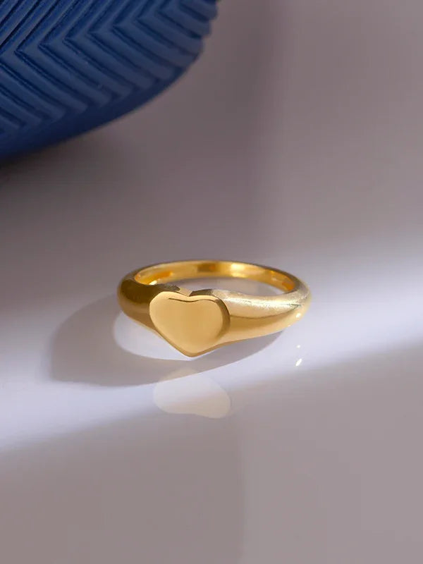 Rose Gold Signet Heart Finger Ring