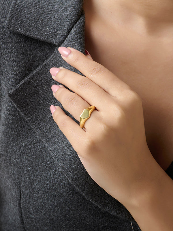 Rose Gold Signet Heart Finger Ring