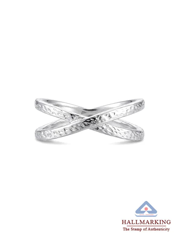 Siora Polished Intertwined Finger Ring for Women