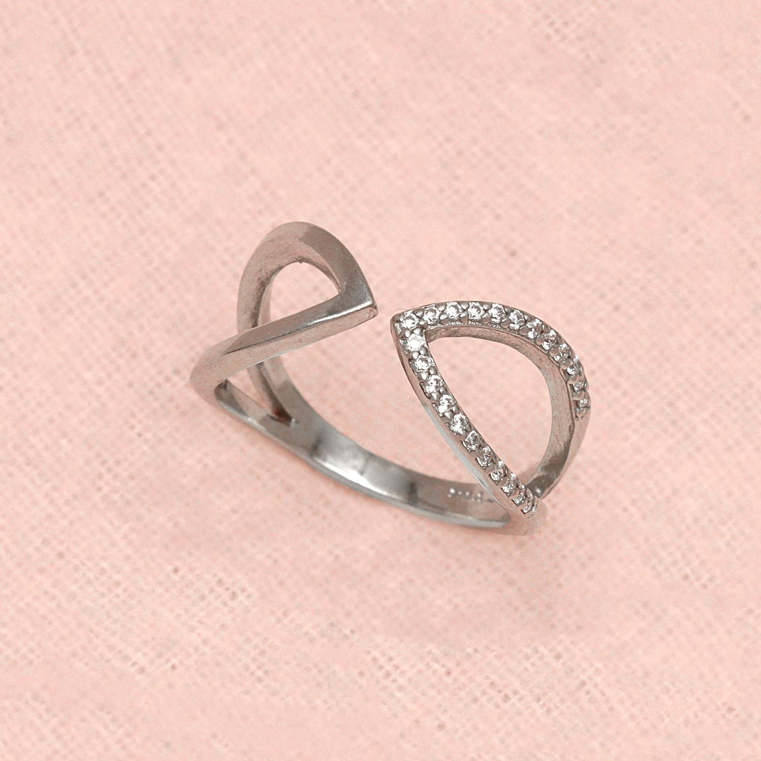 925 Sterling Silver Designer Fancy Cz Chevron Adjustable Ring for Women