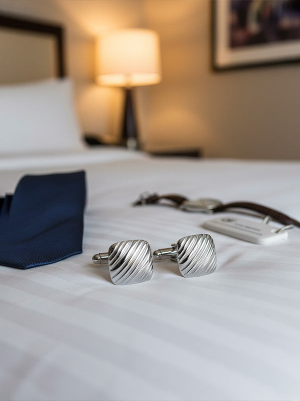 Ondas Ribbed Cushion Square Men's Cufflinks