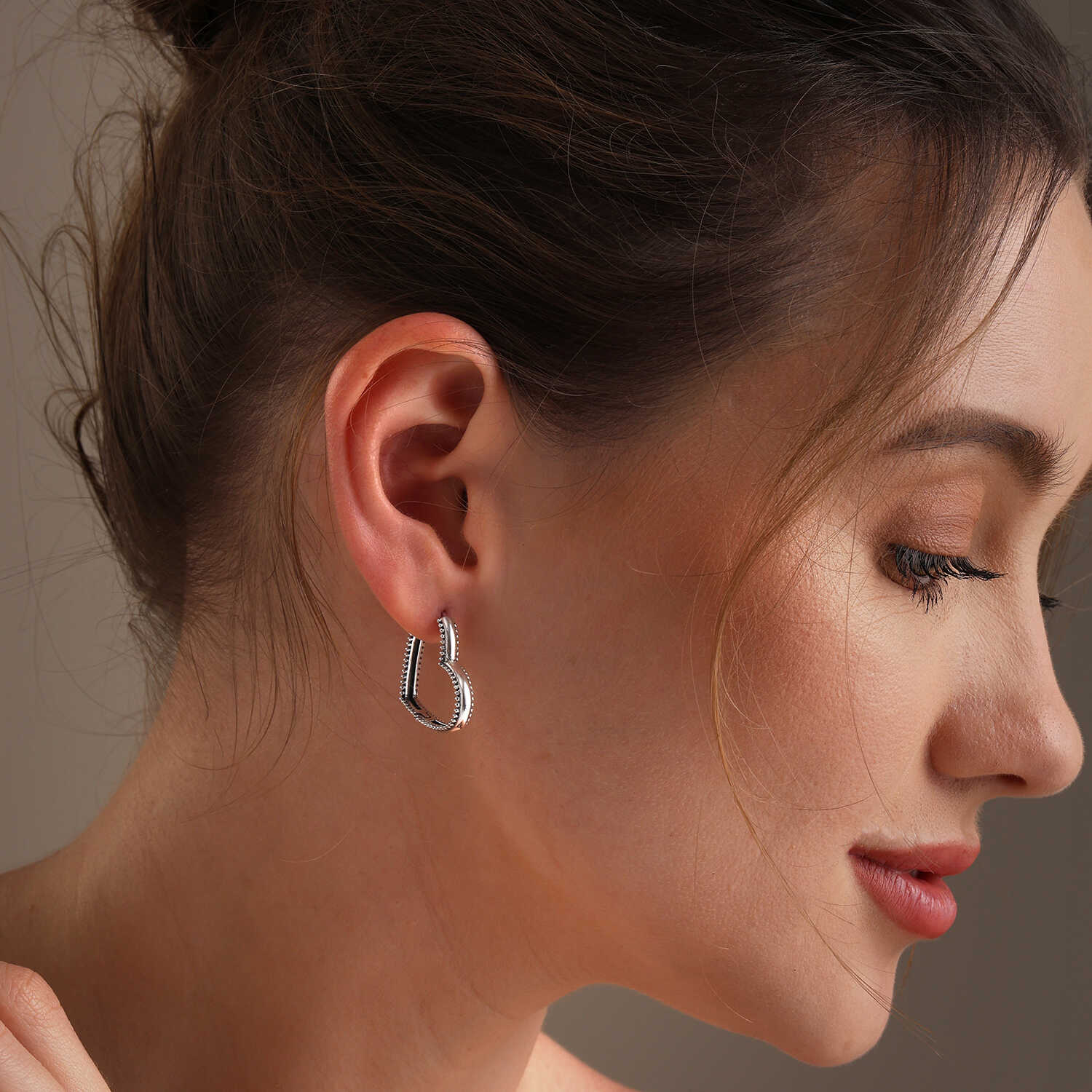 925 Steling Silver Antique Beaded Love Heart Shaped Huggie Hoop Earrings for Women