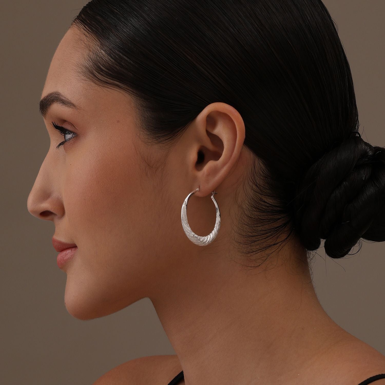 Orecchini A T In Argento 925 Placcato Oro 14K: L'eleganza Minimal Per Ogni Giorno Da LeCalla