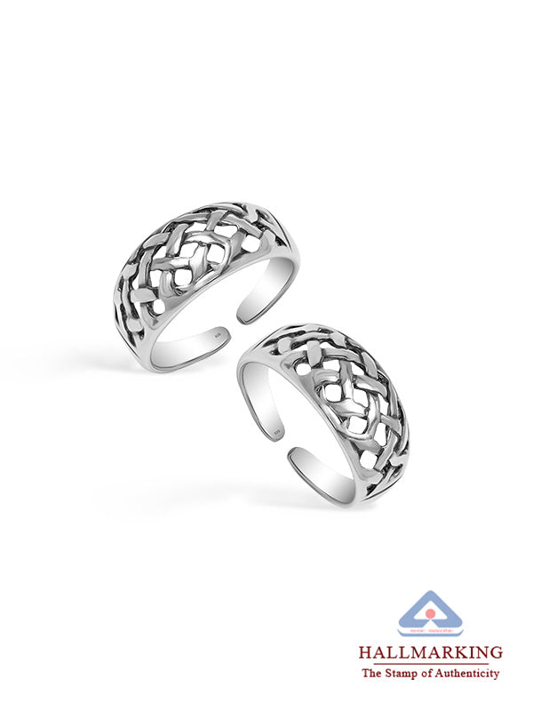 Oxidized Pattern Adjustable Toe Ring