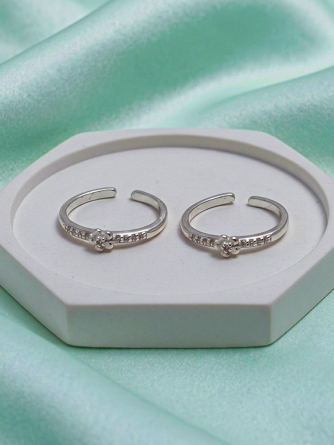 CZ Flower Adjustable Toe Ring