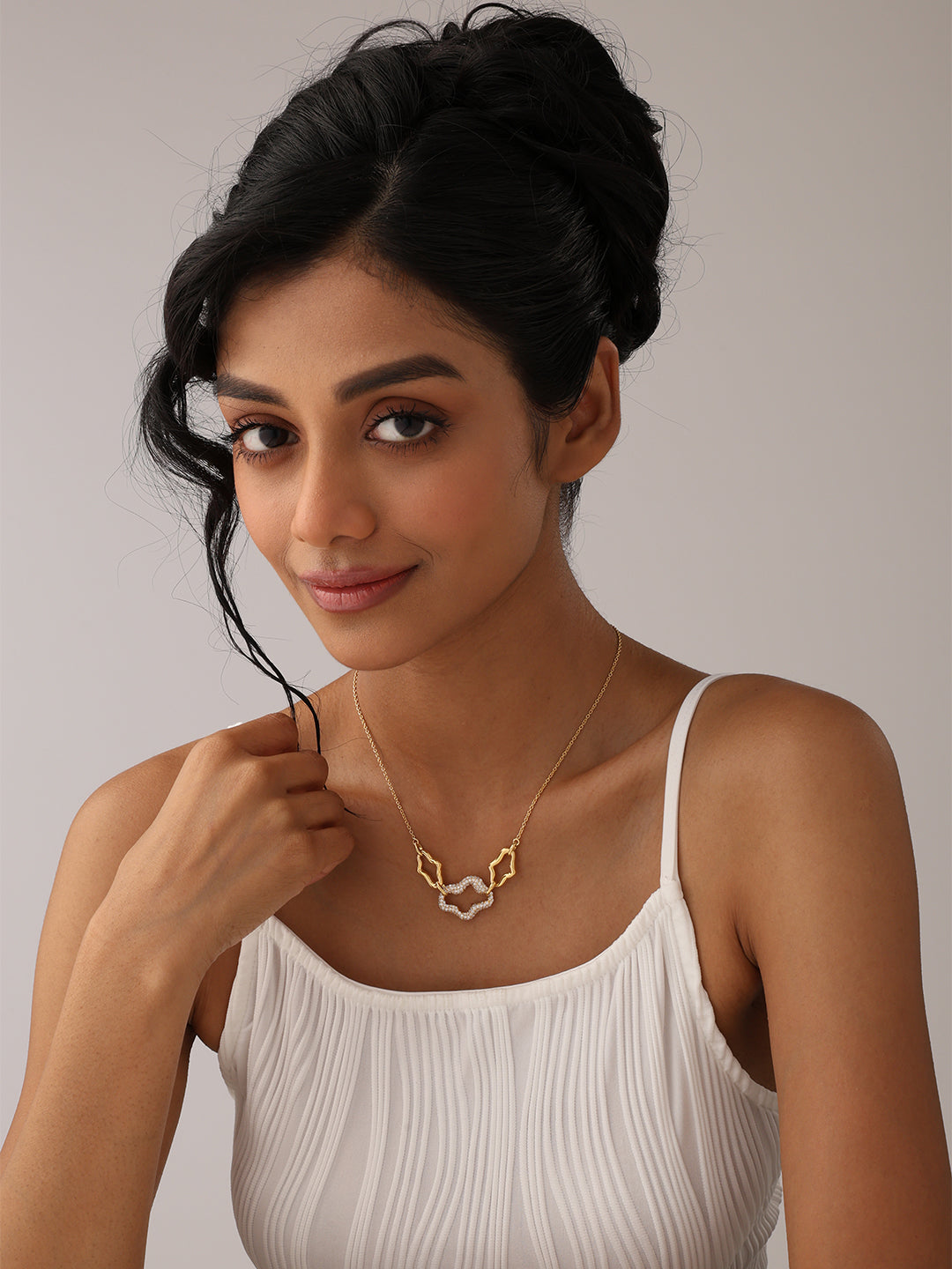 Gold Structured Necklace