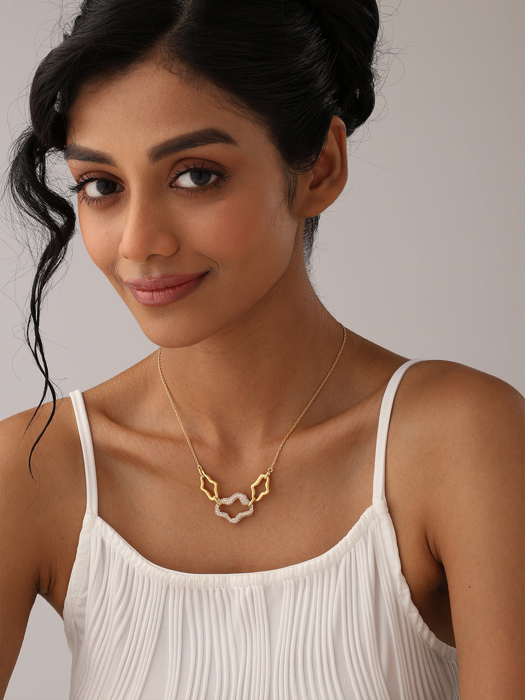 Gold Structured Necklace