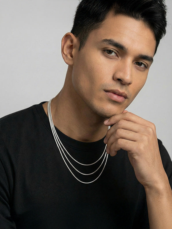 Eterno 8 Snake Chain Necklace