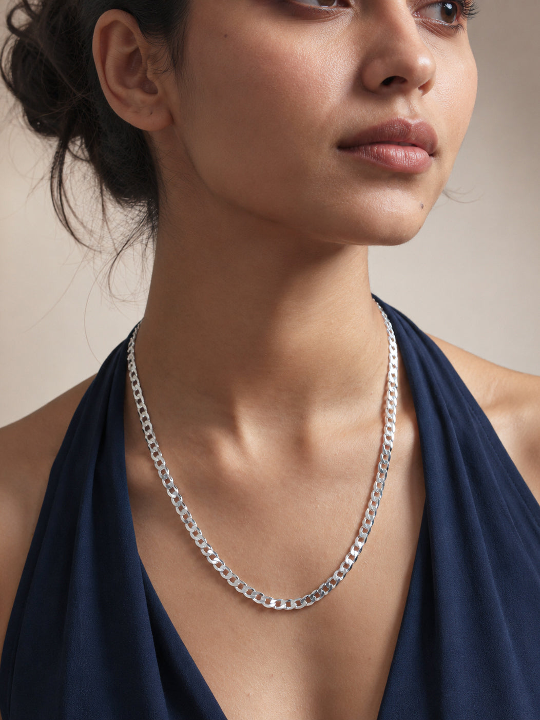 Diamond-Cut Curb Chain for Women