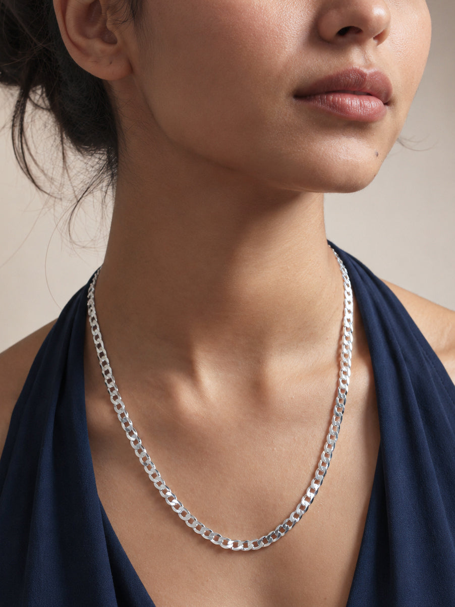 Diamond-Cut Curb Chain for Women