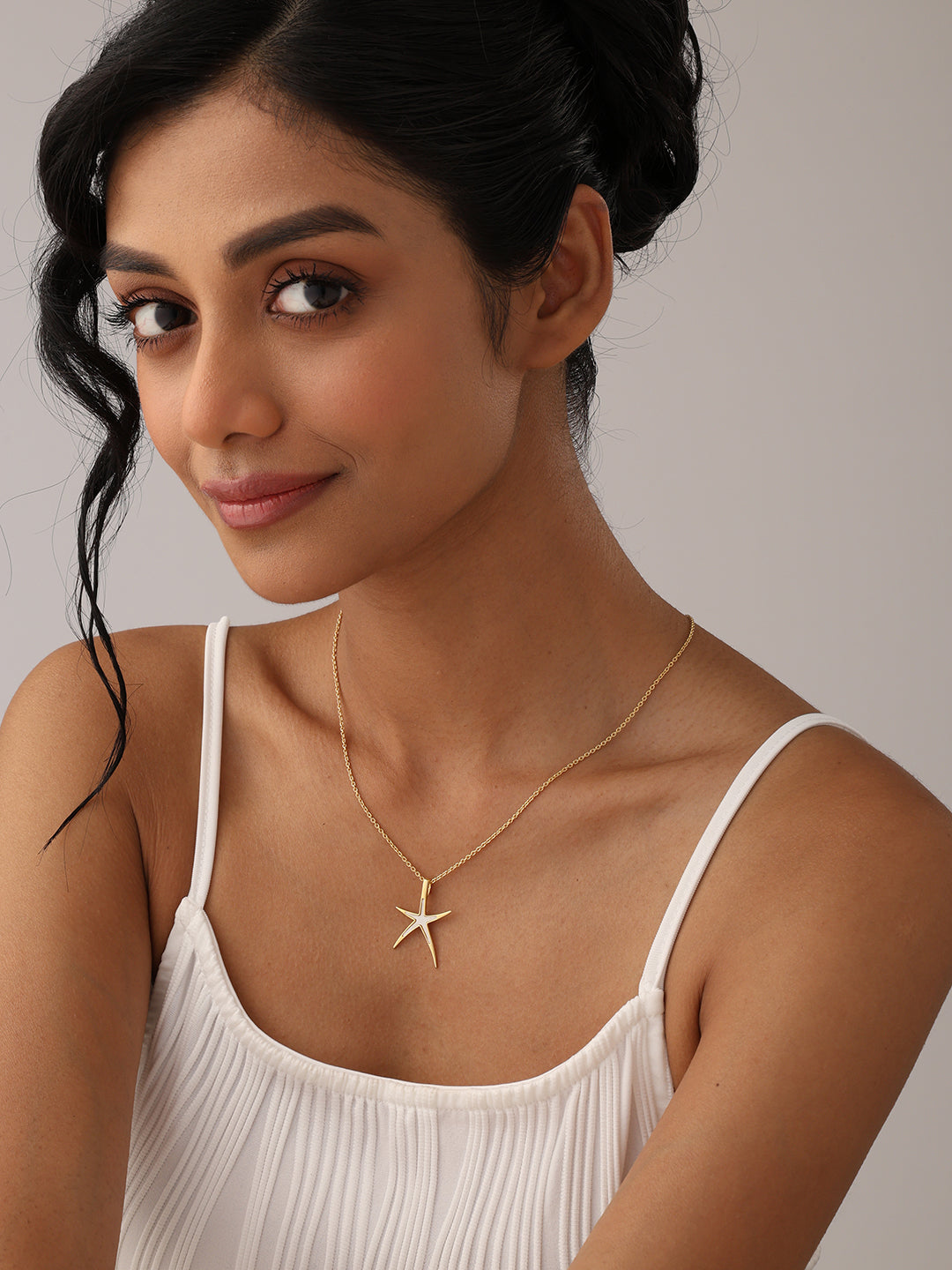 Gold Starfish Pendant Necklace for Women