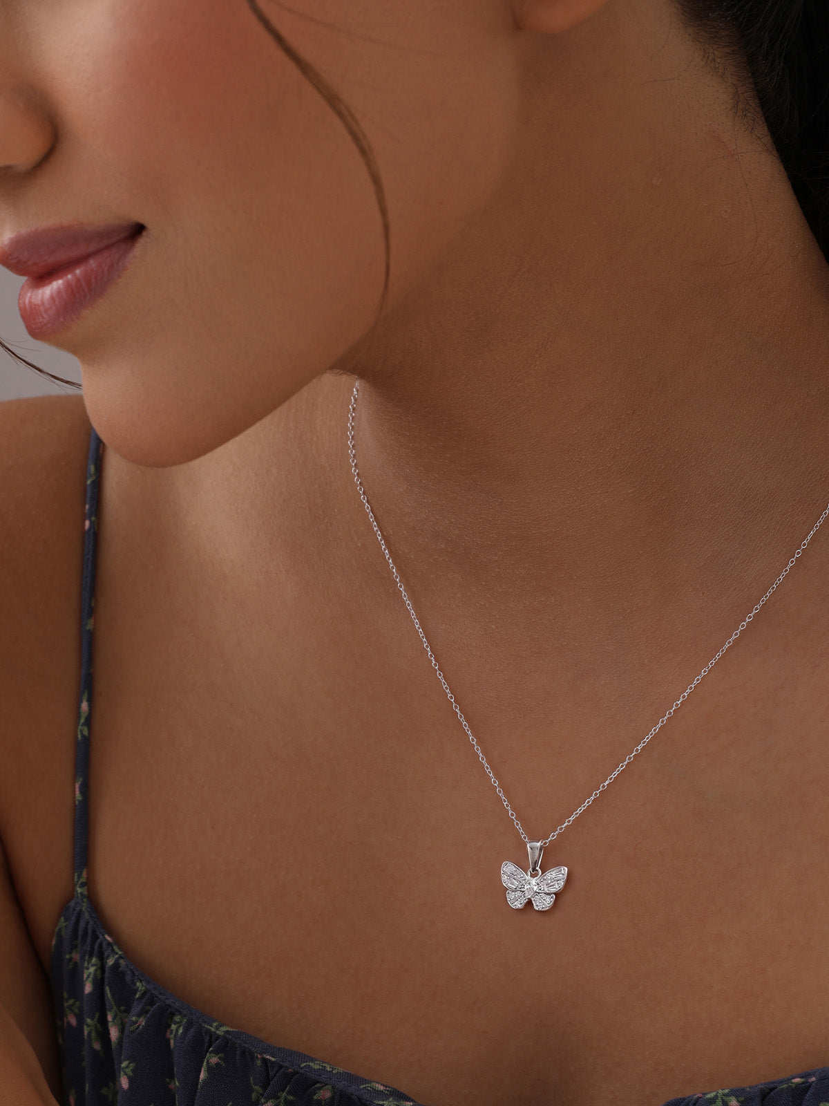 Rhodium Pendant Necklace