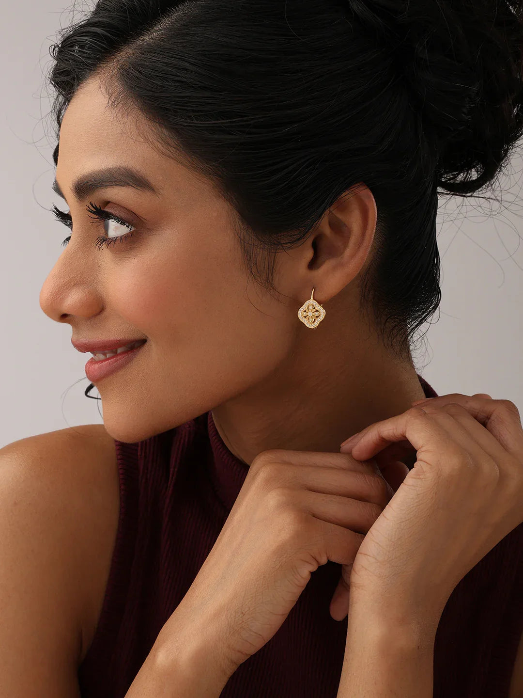 925 Sterling Silver Jewellery | 14K Gold-Plated Nivara Clover Danglers | acpl-ecom.myshopify.com