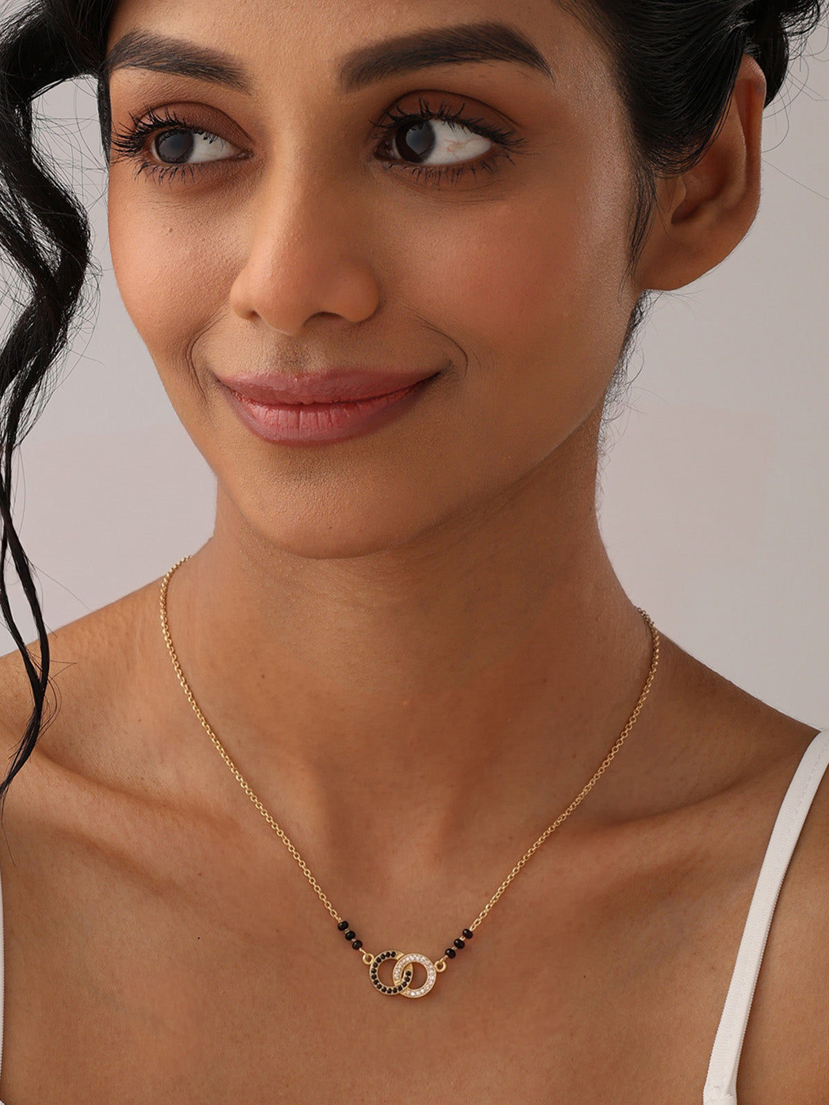 Dual Tone Interlocking Circle Charm Mangalsutra
