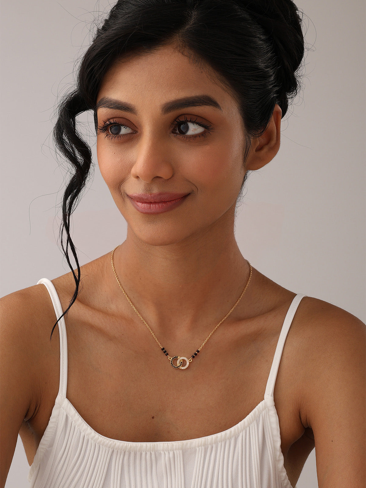 Dual Tone Interlocking Circle Charm Mangalsutra