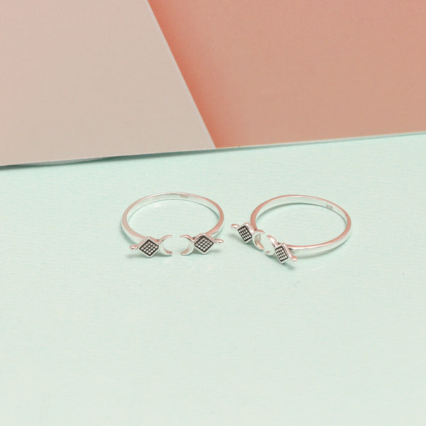 925 Sterling Silver Open Adjustable Crescent Moon & Beaded Square Toe Ring for Women