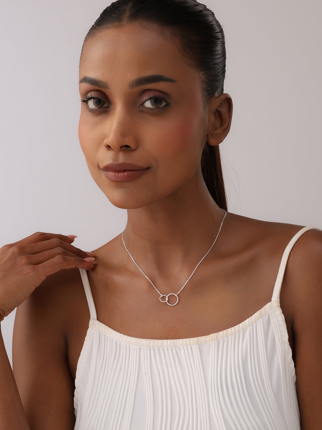Legame Interlinked Women's Necklace