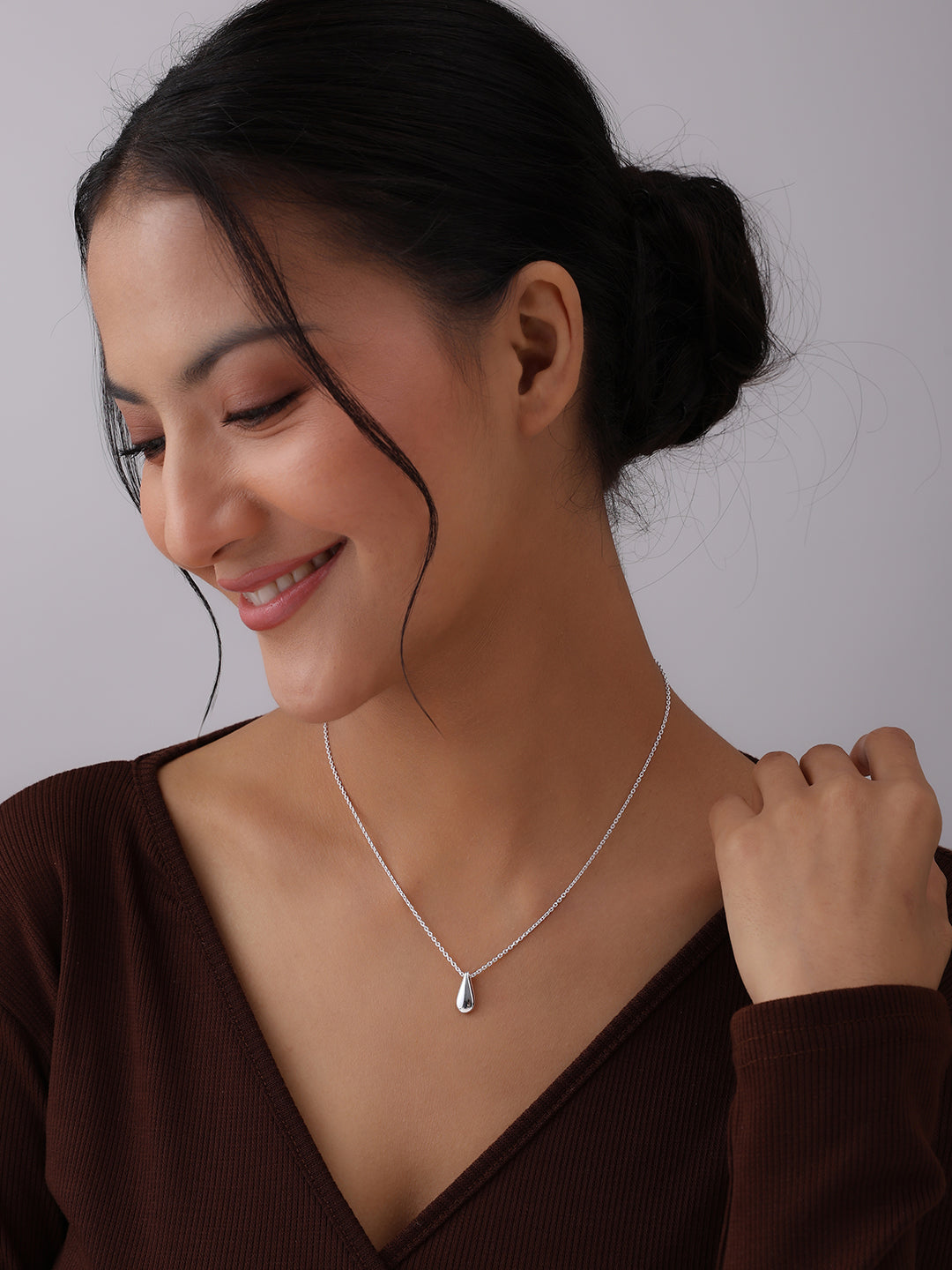 Silver Serenity Teardrop Pendant Necklace