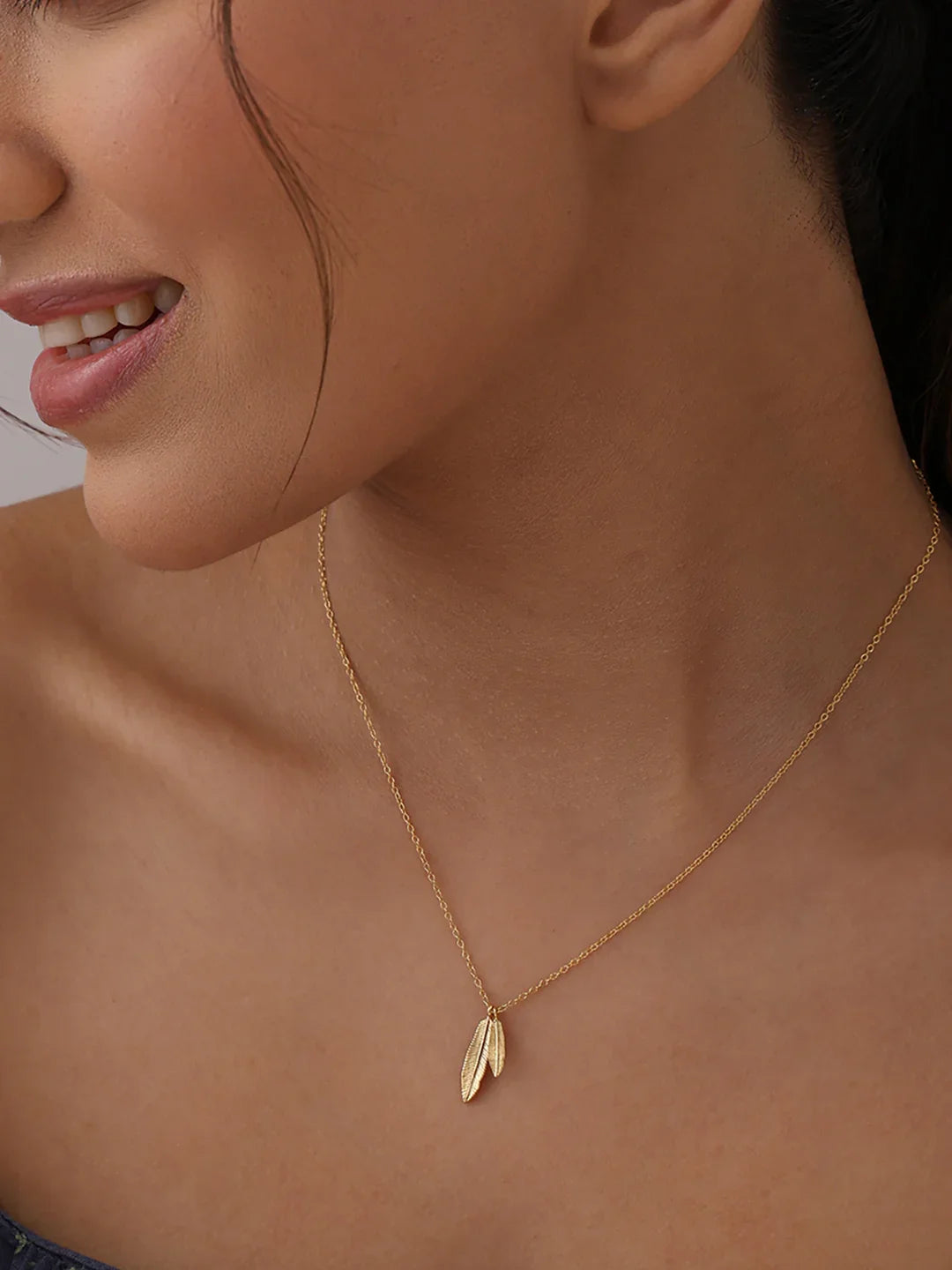 Golden Drift Double Feather Pendant Necklace