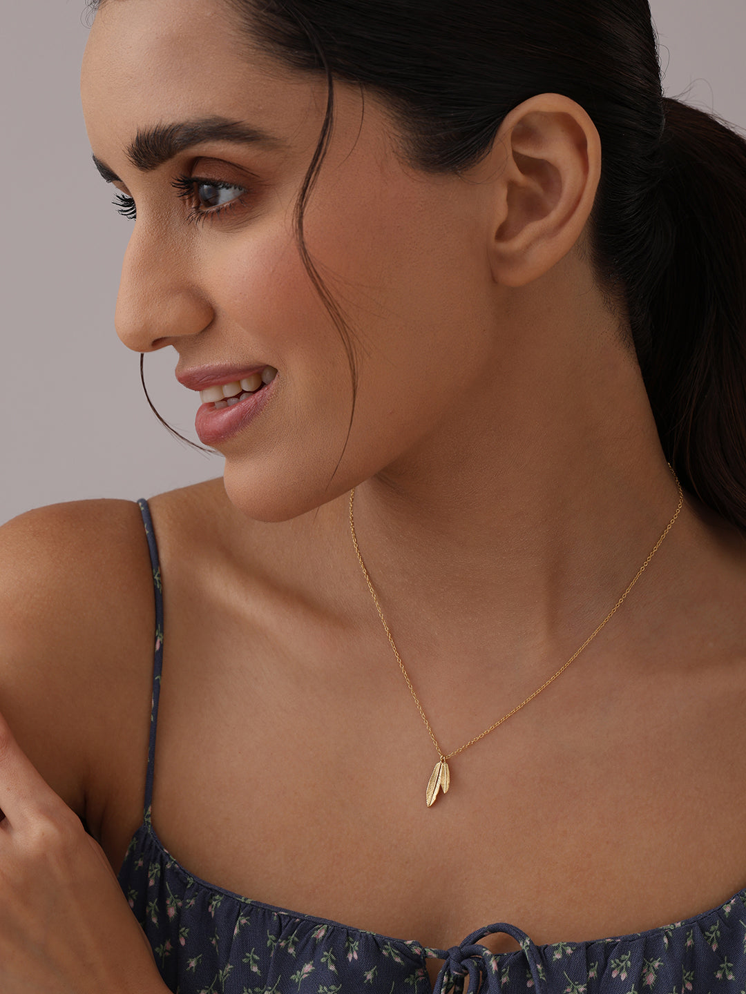 Golden Drift Double Feather Pendant Necklace