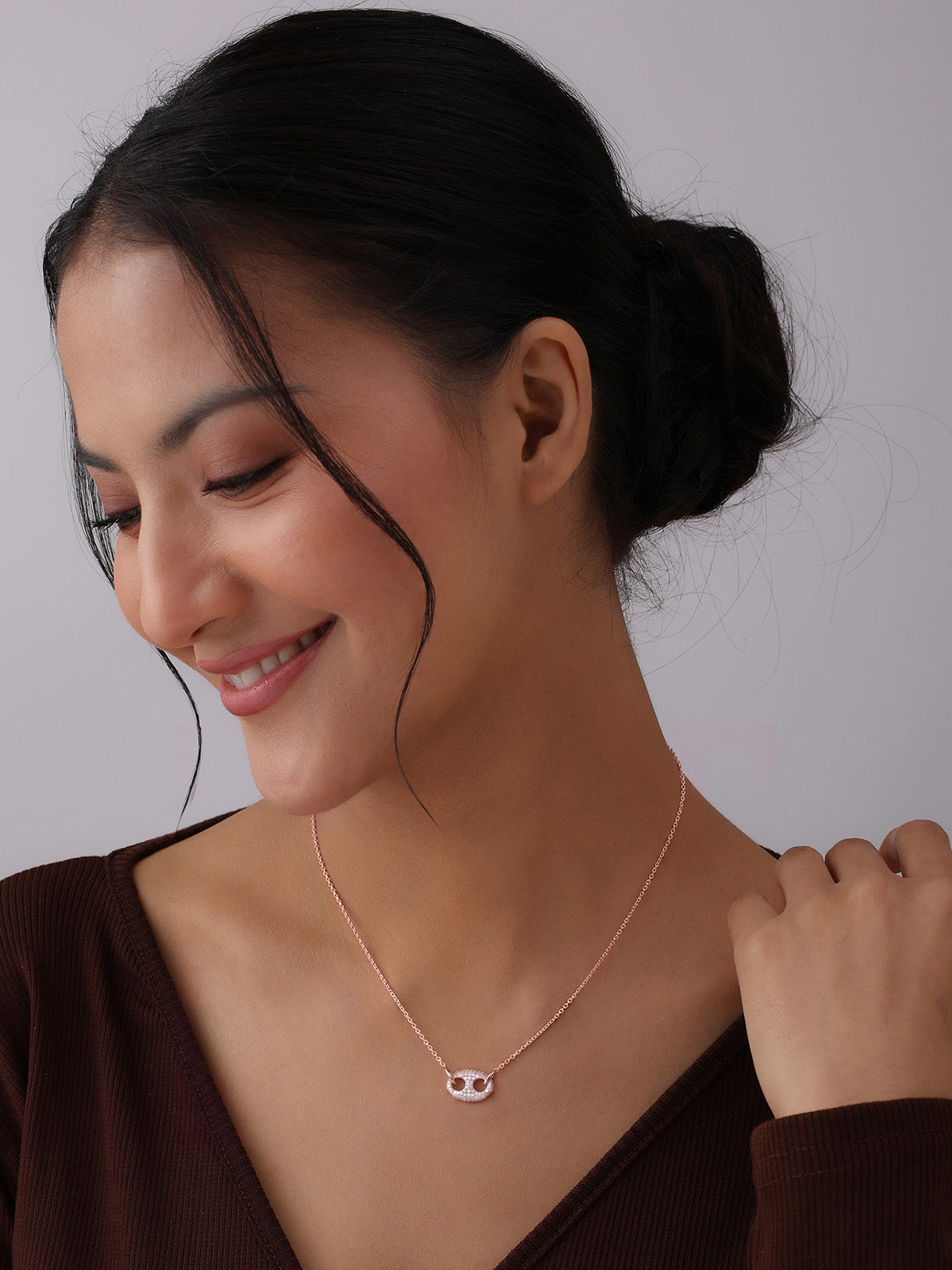 Rose Gold Oval Crystal Pendant Necklace
